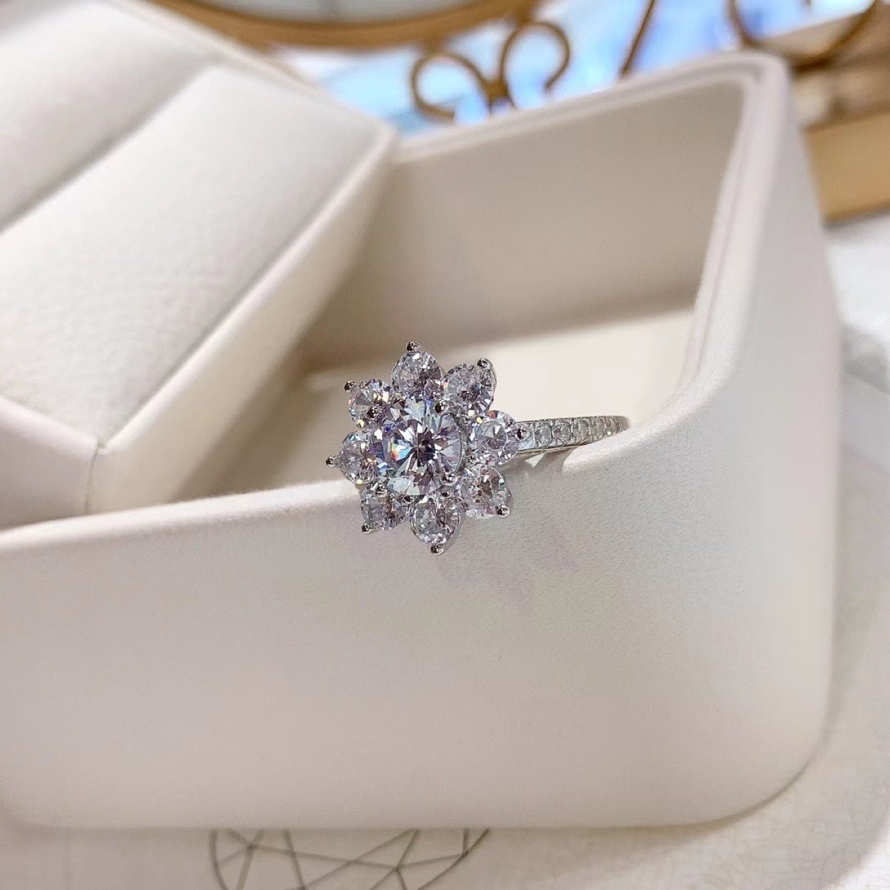 „Caelun“ Moissanite Women's Ring Sun Flower