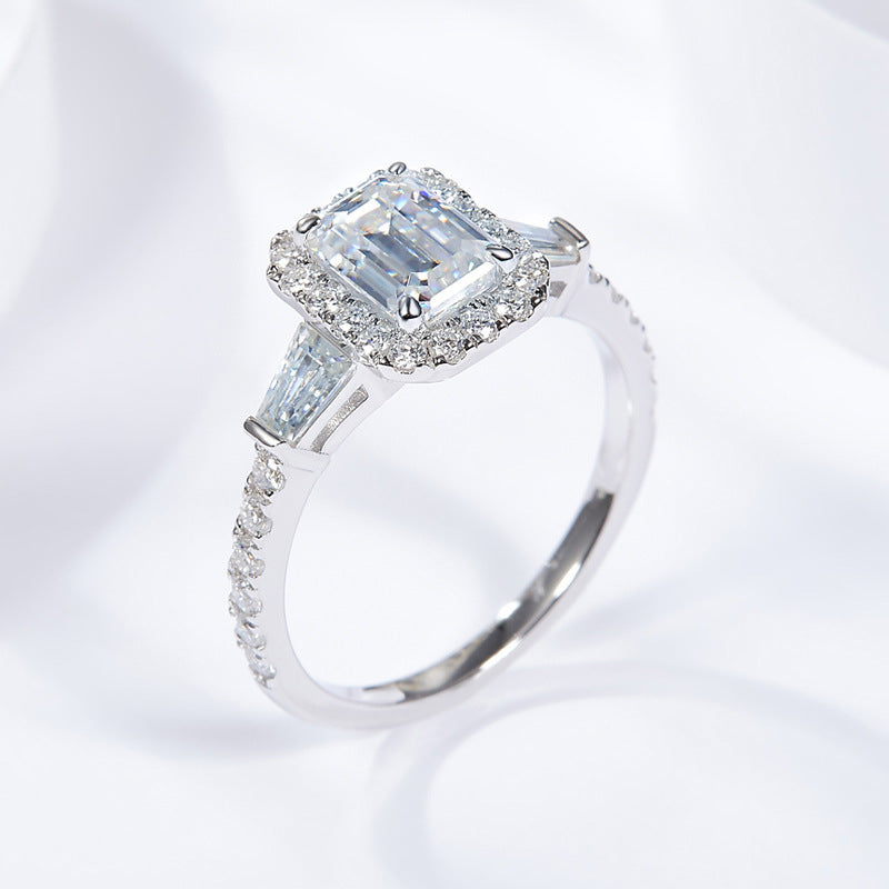 „Vallère“ 925 Sterling Silver Moissanite Ring