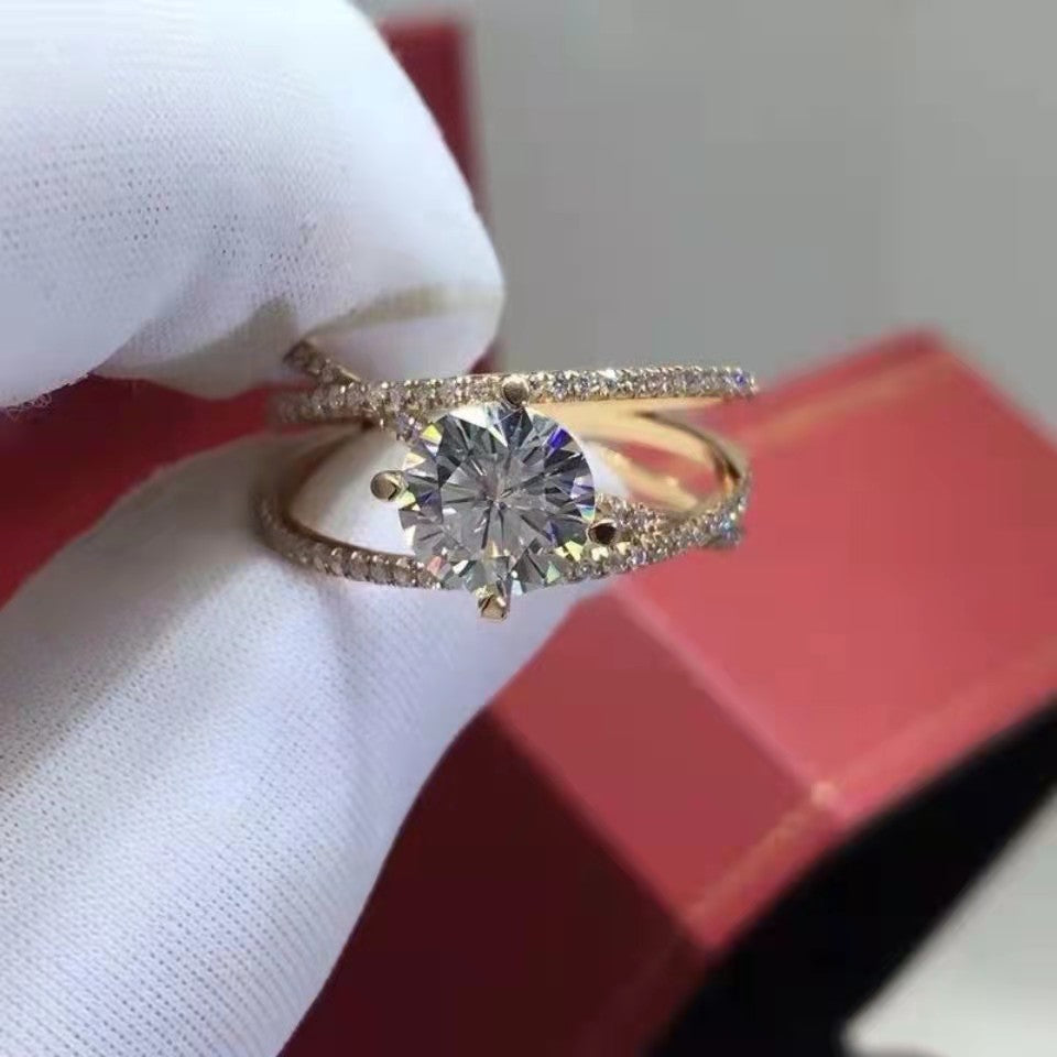 „Zerayne“ Three Lives Moissanite Ring One Carat