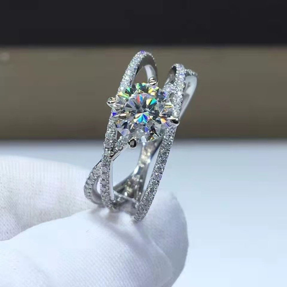 „Zerayne“ Three Lives Moissanite Ring One Carat
