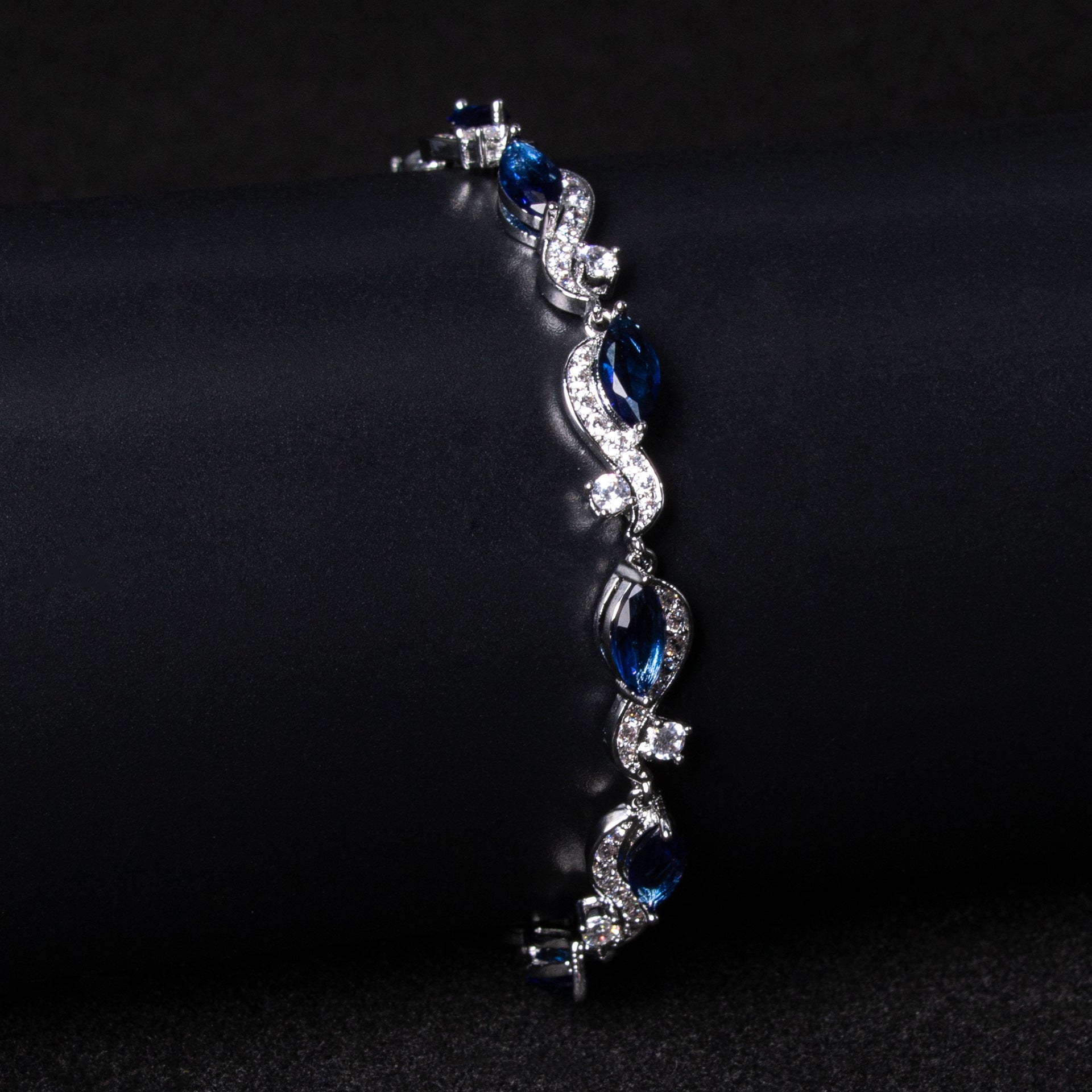 Zircon Bracelet Design Bracelet