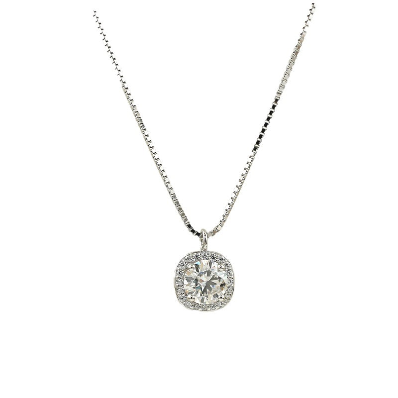 Silver Round Necklace Moissanit Diamond