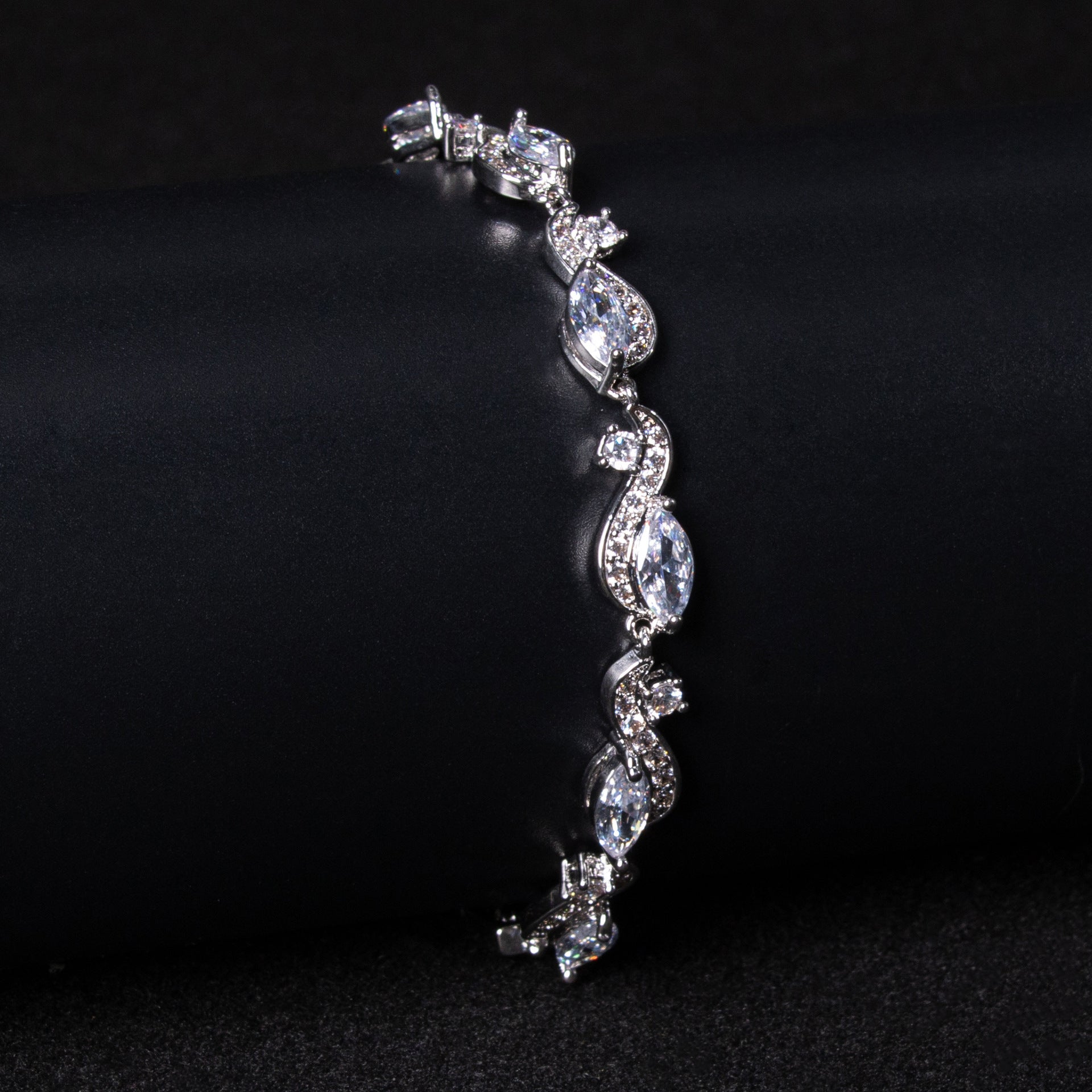 Zircon Bracelet Design Bracelet